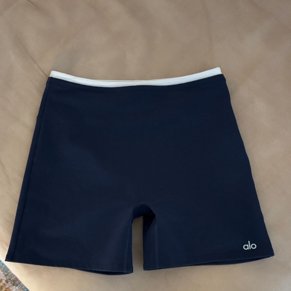 Alo navy and white biker shorts
